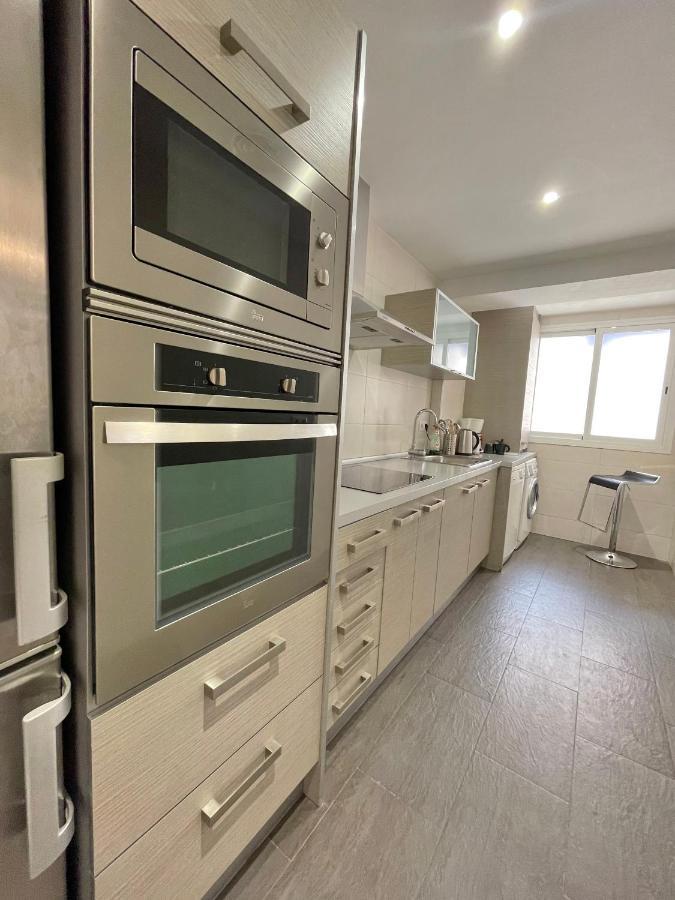Apartamentos Sevilla Валенсия Экстерьер фото