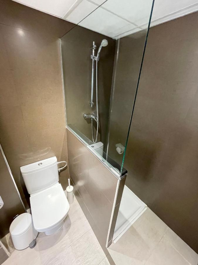 Apartamentos Sevilla Валенсия Экстерьер фото
