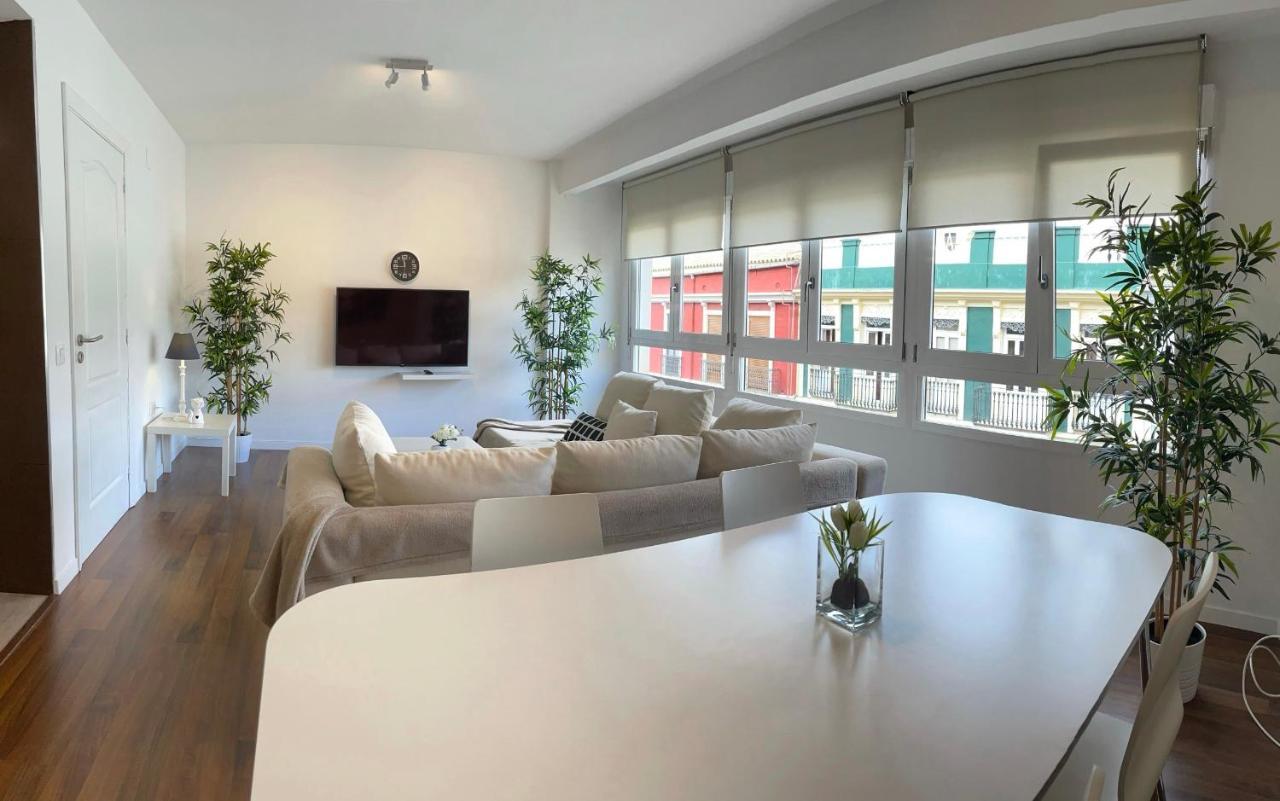 Apartamentos Sevilla Валенсия Экстерьер фото