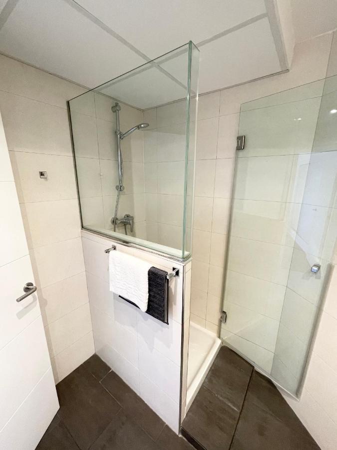 Apartamentos Sevilla Валенсия Экстерьер фото